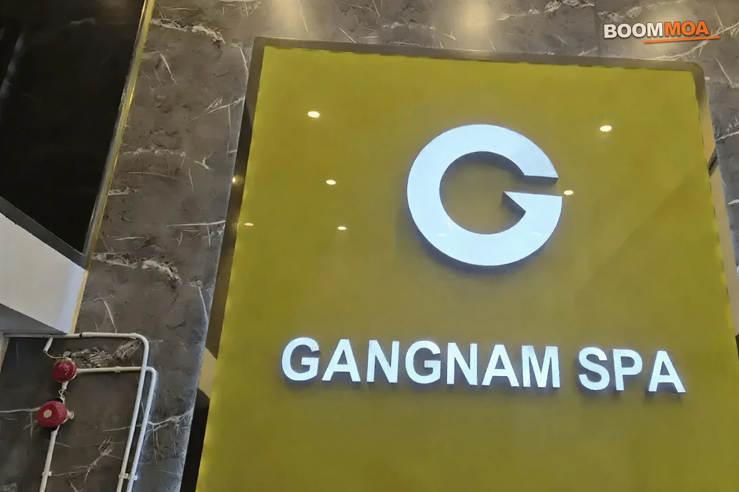 하노이 강남 스파의 외부 간판